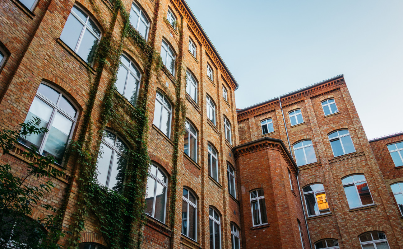 VKL Arquitectura Legal · Expertos Servicios Técnico - Legales en Arquitectura en Barcelona
